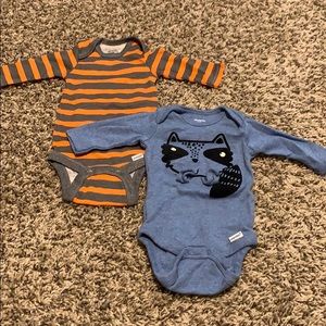 Long sleeve onesie shirts